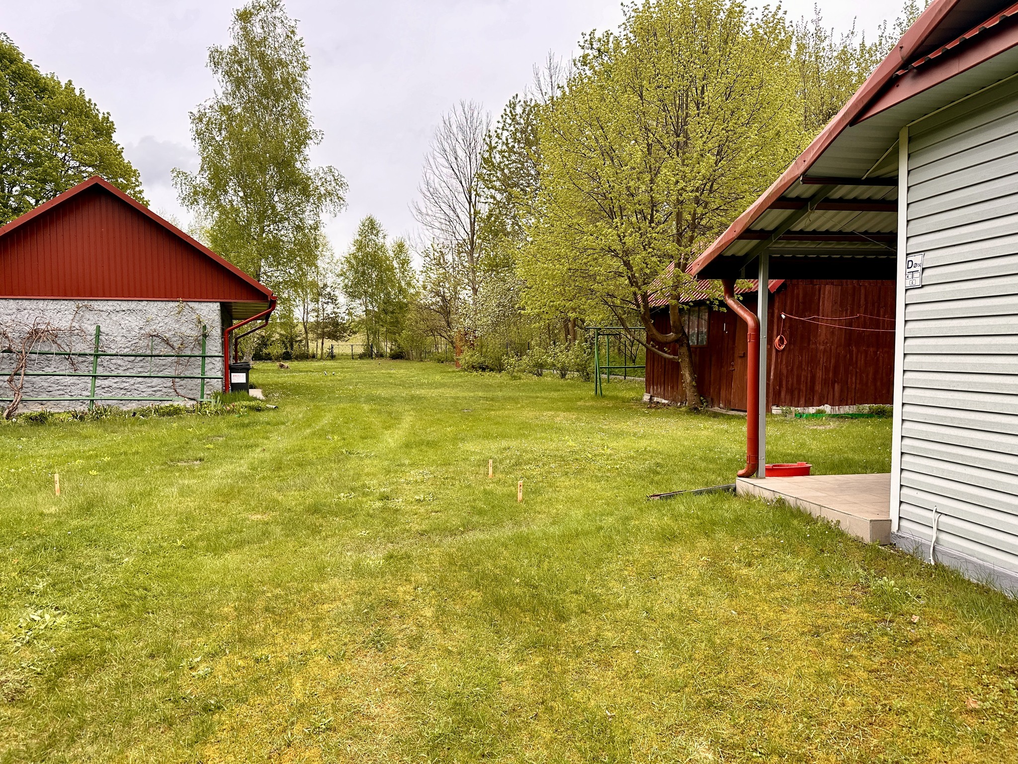 574391315_1293875849420608_5560133824529795878_n Wyjątkowa nieruchomość w sercu Roztocza – PaaryDom 75 m² • Działka 60 ar • Budynki gospodarcze • Pełne media • Blisko rzeki Tanew