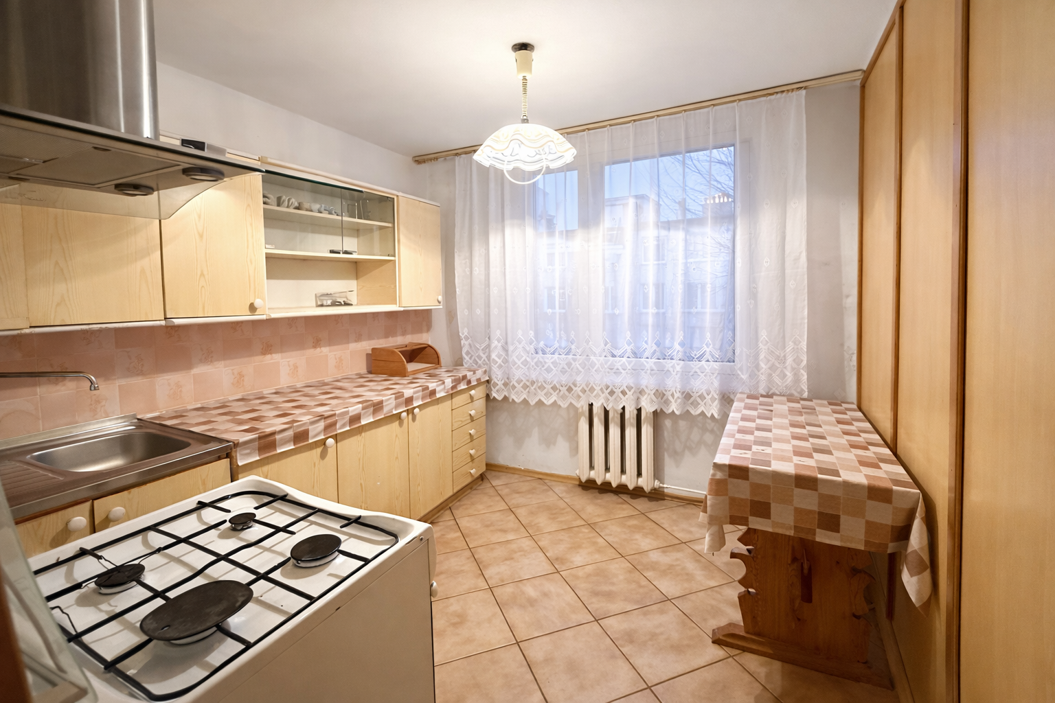 ChatGPT Image 13 kwi 2026, 18_45_20 NA SPRZEDAŻ – funkcjonalne mieszkanie 50 m² w centrum | ul. Matejki, Tomaszów Lubelski📍 ul. Matejki 6