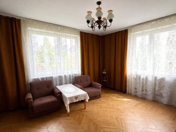NA SPRZEDAŻ – dom w zabudowie bliźniaczej 120 m² z działką 7 arów | Tomaszów Lubelski📍 ul. Kopernika
