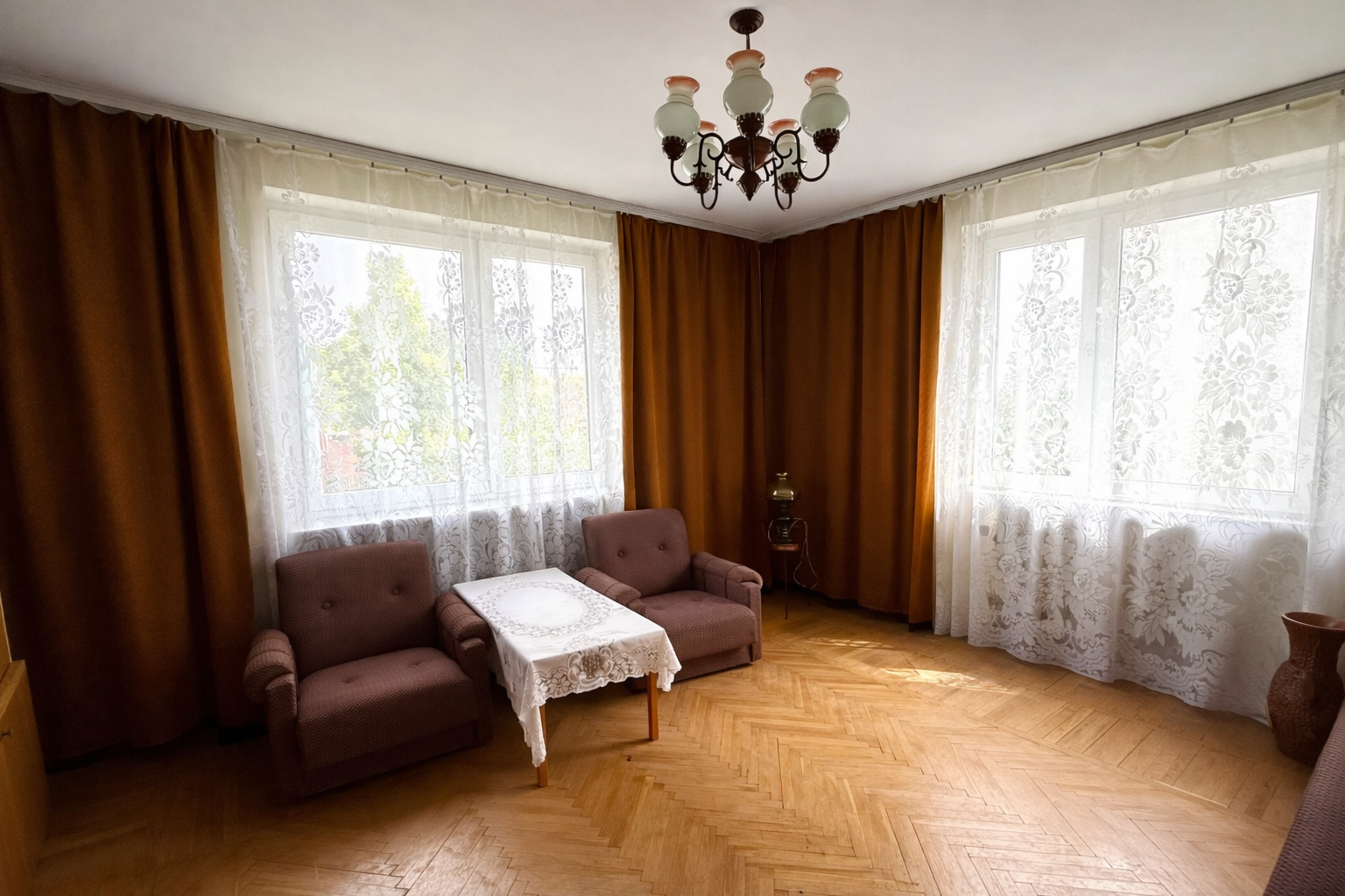 NA SPRZEDAŻ – dom w zabudowie bliźniaczej 120 m² z działką 7 arów | Tomaszów Lubelski📍 ul. Kopernika