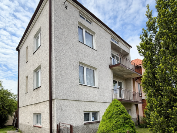 NA SPRZEDAŻ – dom w zabudowie bliźniaczej 120 m² z działką 7 arów | Tomaszów Lubelski📍 ul. Kopernika