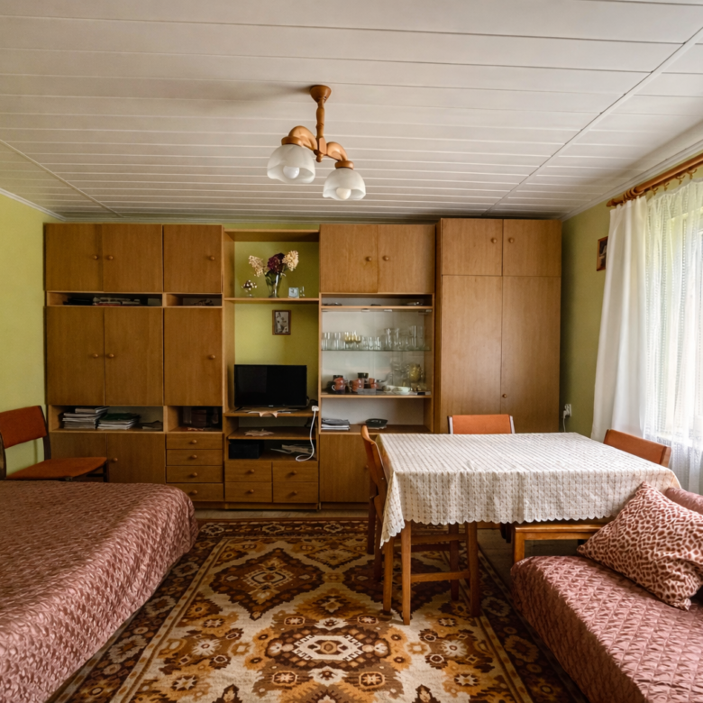 Wyjątkowa nieruchomość w sercu Roztocza – PaaryDom 75 m² • Działka 60 ar • Budynki gospodarcze • Pełne media • Blisko rzeki Tanew
