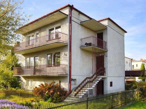NA SPRZEDAŻ – dom z charakterem i ogromnym potencjałem | 260m² | Tomaszów Lubelski📍 ul. Rybickiego 16