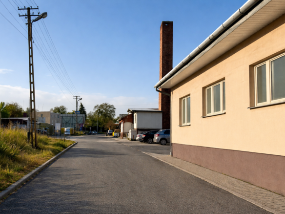 OGŁOSZENIE SPRZEDAŻY NIERUCHOMOŚCI KOMERCYJNEJ🏭 Na sprzedaż – nieruchomość komercyjna z dużym potencjałem | ul. Rolnicza